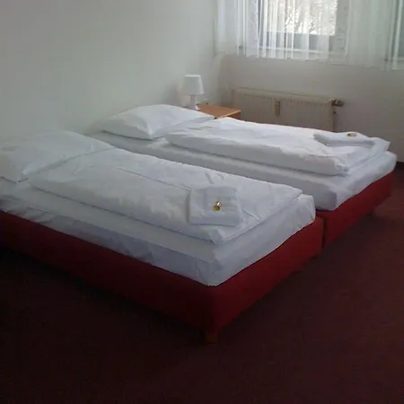 Guest house Basic Living Munich