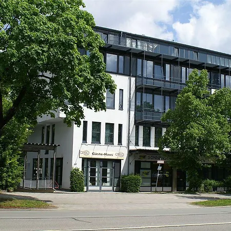 Pensjonat Basic Living